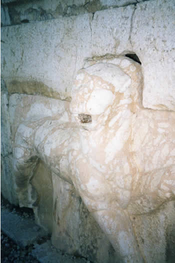 Jewish Antiquities at Qasr Al-Amir 